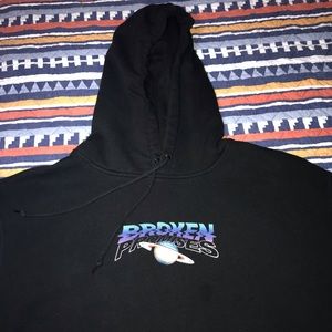 ʙʀᴏᴋᴇɴ ᴘʀᴏᴍɪꜱᴇꜱ ꜱᴡᴇᴀᴛᴇʀ